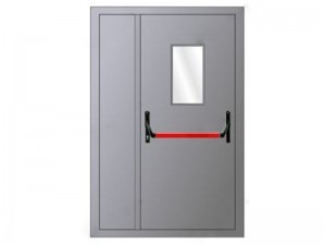 Полуторная дверь со стеклом и антипаникой